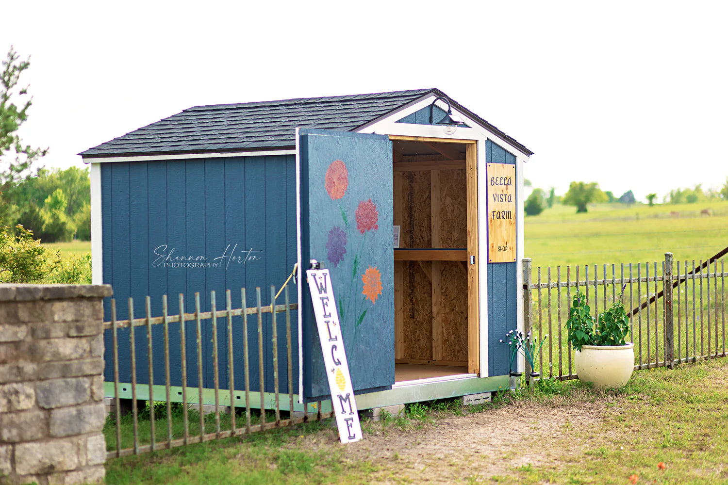Year-round farm store at Bella Vista Flower Farm in Brenham TX featuring flowers, honey, and handmade gifts