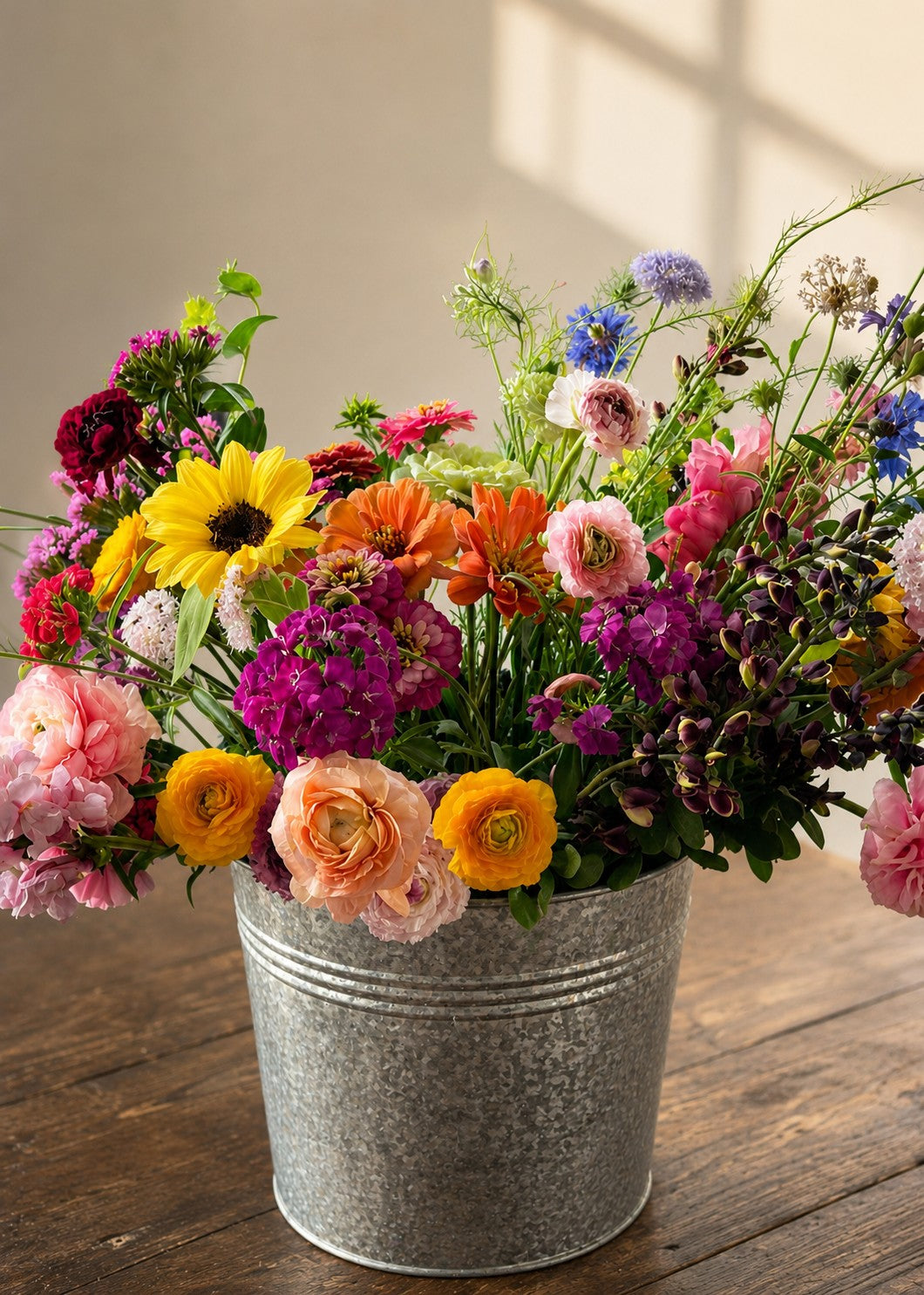 Hosting Flowers | Texas-Grown Seasonal Flowers for Gatherings & Entertaining